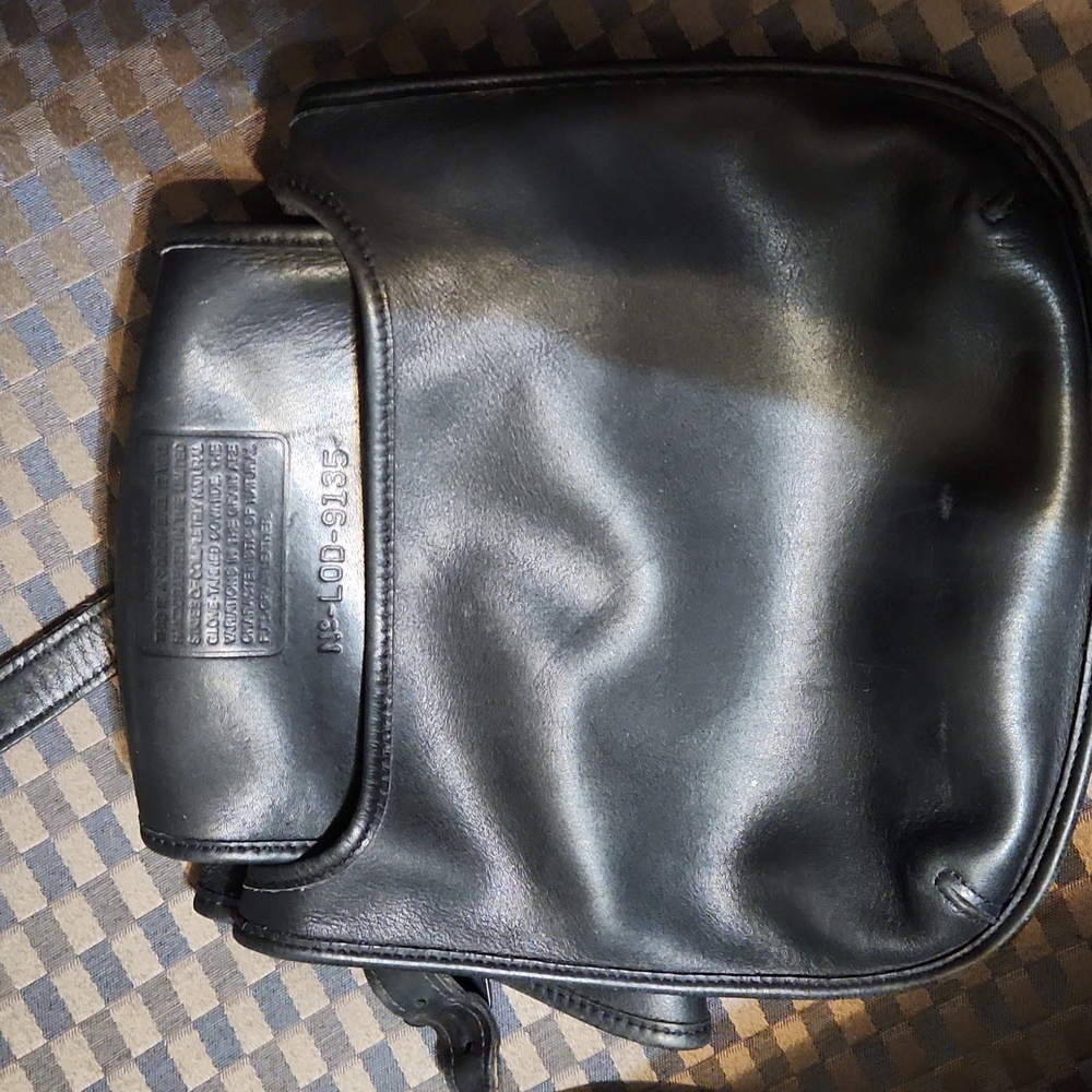 Vintage Coach Black Leather Purse Crossbody - Picture 4 of 4